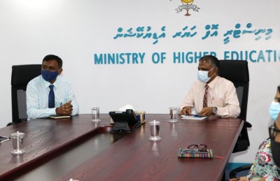 މުވައްޒަފުން ވަކިނުކޮށް، އެހެން މިނިސްޓްރީއަކަށް ވަޒީފާ ބަދަލުކުރެވޭނެ ގޮތެއް ހަދައިދޭން އެދިއްޖެ