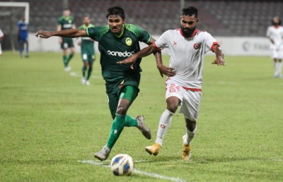 ވަރުގަދަ މާޒިޔާ ބަލިކޮށް ބުރު ސްޕޯޓްސް ސެމީ އަށް
