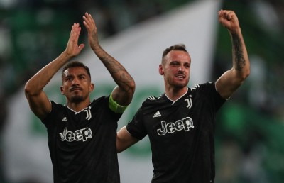 ޔުވެންޓަސް އަތުން އުނިކުރި 15 ޕޮއިންޓް ވަގުތީގޮތުން ދީފި