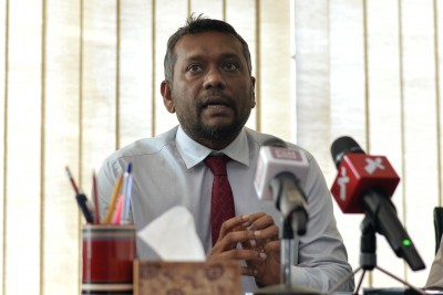 ހާލުގައި ޖެހޭ ވިޔަފާރިތަކަށް ސަރުކާރުން އެހީވާނަން: އިކޮނޮމިކް މިނިސްޓަރު