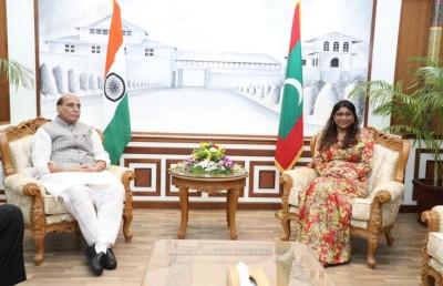 ރާއްޖެ އާއި އިންޑިއާގެ ގުޅުން ބަދަހިކުރަން ދެ މިނިސްޓަރުން މަޝްވަރާކުރައްވައިފި