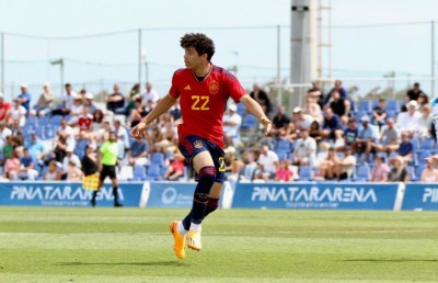 މާސެލޯގެ ދަރިފުޅު ސްޕެއިންގެ ޒުވާން ޓީމަށް ކުޅެން ފަށައިފި