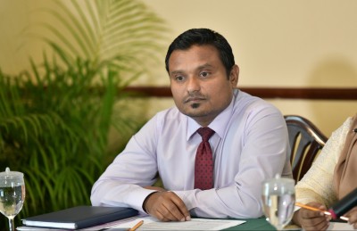 އިންޒާރު ދެމުންދާ ކަމުގެ ތުހުމަތުކޮށް އެންޑީއޭގެ ސީއީއޯގެ މަގާމުން ޝަހީލް އިސްތިއުފާ ދެއްވައިފި