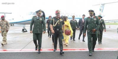 އިންޑިއާގެ ސިފައިންގެ ވެރިޔާ ރާއްޖެ ވަޑައިގެންފި