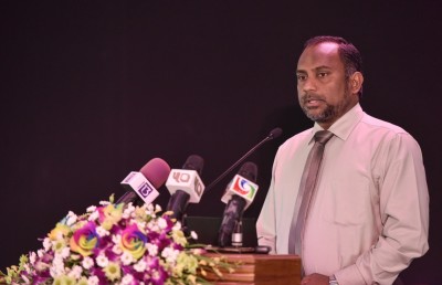 އެސްޖޭއަށް ނާޖާއިޒް ފައިދާ ހޯދައިދިން މައްސަލައިގައި ކުރީގެ މިނިސްޓަރު ޒިޔާދަށް ދައުވާކޮށްފި