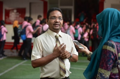 އިސްކަންދަރުގެ ޕްރިންސިލް ހާޓް އެޓޭކެއް ޖެހި ފަރުވާ ހޯއްދަވަނީ، ބައިޕާސްއެއް ހަދަނީ