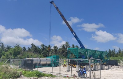 އަމީނީ މަގުގައި ތާރު އަޅަން އާރުޑީސީން ގެނައި މެޝިން ހުޅުމާލޭގައި ބަހައްޓައިފި