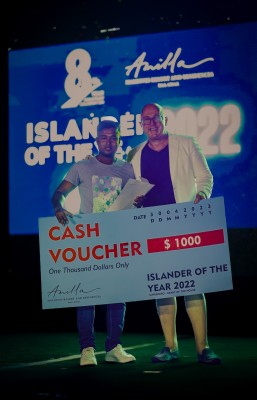 "އަމިއްލަ މޯލްޑިވްސް" އިން މުވައްޒަފުންގެ އަގުވަޒަންކޮށްފި