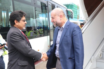 ފަލަސްތީނުގެ ރައީސްގެ ޚާއްސަ ސިޓީފުޅަކާއެކު މަންދޫބެއް އަތުވެއްޖެ