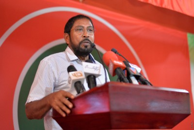 ދީނަށް ފުރައްސާރަކުރުމުގެ ޖާގައެއް ރައީސް ނުދެއްވާނެ: ގާސިމް
