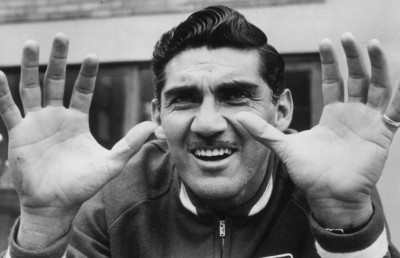 ފަސް ވޯލްޑް ކަޕް ކުޅުނު ފުރަތަމަ ކުޅުންތެރިޔާ މަރުވެއްޖެ