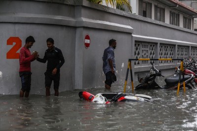 މާލޭގައި ފެންބޮޑުވެ، ފެންހިއްކަން ސިފައިން ނިކުމެއްޖެ