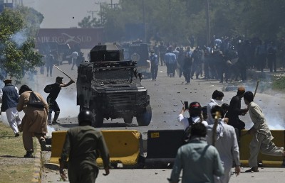 ޕާކިސްތާނުގެ އިދިކޮޅު ލީޑަރުން ހައްޔަރުކުރަނީ