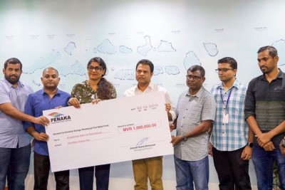 އަލިފާނުގައި ހާލުގައި ޖެހުނު މީހުންނަށް ފެނަކަ މުވައްޒިފުންގެ ފަރާތުން އެއް މިލިއަން ރުފިޔާ