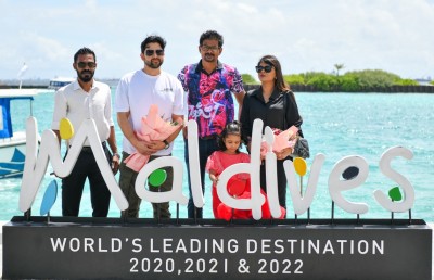 "ލޯބިވެވިއްޖެ" ބަލަން އިންޑިއާގެ ތަރި އަފްތާބް ރާއްޖެ އަތުވެއްޖެ