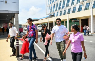 "ލޯބިވެވިއްޖެ" ބަލަން އިންޑިއާގެ ތަރި އަފްތާބް ރާއްޖެ އަތުވެއްޖެ