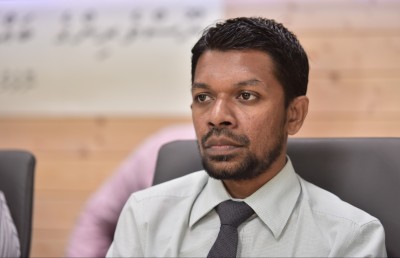 ޓްރާންސްޕޯޓުގެ ޕާމަނަންޓް ސެކްރެޓަރީ ސަސްޕެންޑްކޮށްފި