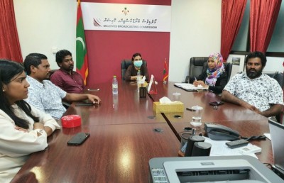 ބްރޯޑްކާސްޓިން އާއި ރީބްރޯޑްކާސްޓިން ލައިސަންސަށް ހުށަހަޅަން ހުޅުވާލައިފި