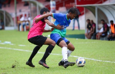 ޔޫވީ އަތުން ވެސް ފުރިހަމަ މޮޅެއް ހޯދައި ސަސް ކުރިއަށް