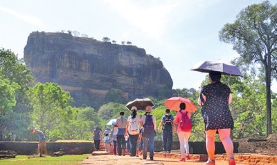 ޓެރަރިސްޓް ހަމަލާތަކަށްފަހު ސްރީލަންކާގެ ފަތުރުވެރިކަމަށް ކުރި ނޭރިފައި