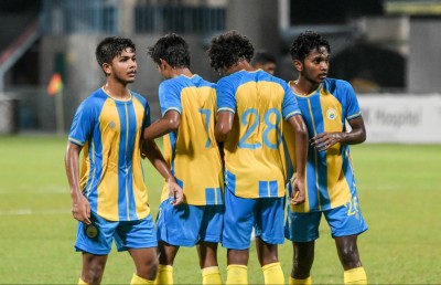 އޯލެވެލް އާއި އެތުލެޓިކްސް މުބާރާތުގެ ހިޔަނި ވެލެންސިއާ އަށް