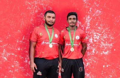 ކްރިކެޓްގެ ގިނަ ރެކޯޑްތަކެއް ހެދުމުގެ އަޒުމުގައި މި ދެ ތަރިން