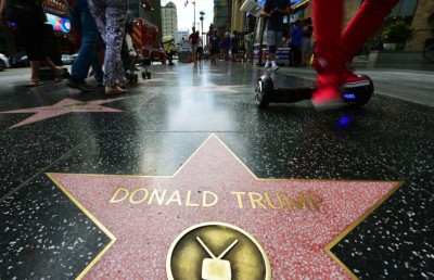 ޓްރަމްޕްގެ "ހޮލީވުޑް ވޯކް އޮފް ފޭމް" އަށް ތިން ވަނަ ފަހަރަށް ގެއްލުން ދީފި