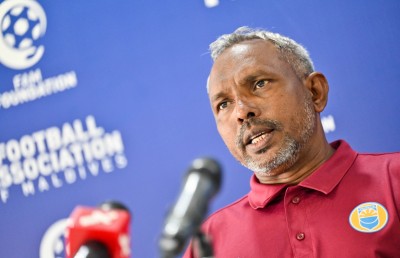 އޯލެވެލް އާއި އެތުލެޓިކްސް މުބާރާތުގެ ހިޔަނި ވެލެންސިއާ އަށް