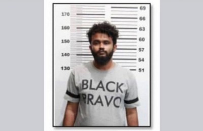 އައްޑޫން 98 ކިލޯގެ ޑްރަގްސް ހޯދައި ބޮޑުން ބަންދަށް