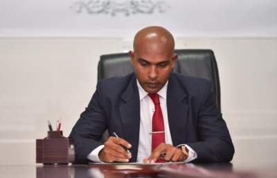ރިލްވާން ބޭރަށް ފުރި ކަމަށް ލިއުން ހަދަން އުޅުނު ހަސަން އަލީގެ ޕާސްޕޯޓް ހިފަހައްޓައިފި
