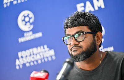 ޓީސީ ކޯޗު ބުނީ އީގަލްސް ކޮޅަށް "ގޯލްތަކެއް" ޖެހޭނެ ކަމަށް