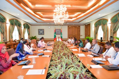 އެކަނިވެރި މައިންނާއި ބަފައިންނަށް ދޭ އެލަވަންސް 10،000 ރުފިޔާއާ ހަމައަށް ބޮޑުކުރަން ނިންމައިފި