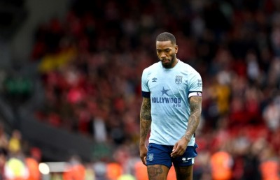 އެންމެ ވިދާލި ހިސާބުން ޓޯނީ އަށް ބޮޑު ސަސްޕެންޝަނެއް