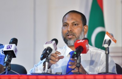 އަދީބުގެ ހުކުމާއެކު އިމްރާން ހަނދާން އާ ކޮށްދެއްވީ މޭޑޭގެ މުޒާހަރާ!