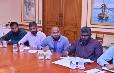 ޗާގޮސްގެ މައްސަލާގައި އިލްމުވެރިންގެ ގުޅުމުން ރައީސަށް ތިން ހުށަހެޅުމެއް