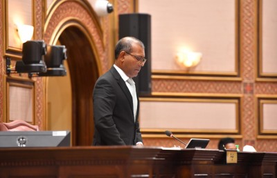 ޕާޓީ ދޫކޮށްނުލައްވައި، ނަޝީދުގެ ހުދުމުހުތާރުކަން އިތުރު ހަރުފަތަކަށް!