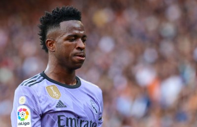 ވިނީޝިއުސްއާ ދިމާކުރި މައްސަލަ ހޫނުވެ ވެލެންސިއާ އަށް އަދަބުދީފި