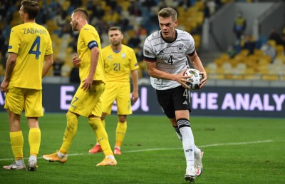 ޖަރުމަނަށް ނޭޝަންސް ލީގުގައި ފުރަތަމަ މޮޅު