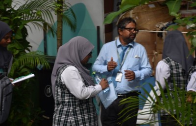 އަހްމަދިއްޔާގެ އެންމެ ހިދުމަތްތެރި އެއް މުވައްޒަފު ޝާކިރު ނިޔާވެއްޖެ