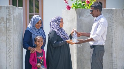 ޕްލާސްޓިކުން ސަލާމަތްވާން ފޭދޫގެ އިސްނެގުމެއް!