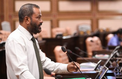 ބަހުސްގެ ފުރުސަތު ދޫކޮށްލުމުގެ އިހުތިޔާރު އޮންނަންވާނީ މެމްބަރުންނަށް: އާމިރު