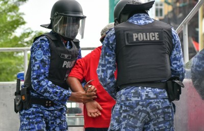 މުޒާހަރާއިން ހައްޔަރުކުރި ބަޔަކަށް ކޯޓުން ޝަރުތުކުރި ގޮތް ގޯސްވުމުން އަމުރުތައް ބާތިލް