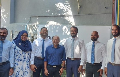 ކުޅުދުއްފުށި ސިޓީ ކައުންސިލްގެ ހުރިހާ މެމްބަރުން މެމްބަރުން ދަ ޑިމޮކްރެޓްސް އަށް