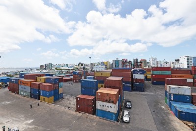 ސައްހަ ލިއުމެއް ނެތި ކާބޯތަކެތި އެތެރެކުރަން އުޅުނު މައްސަލައިގައި އެމްއެފްޑީއޭގެ 2 މުވައްޒަފަކަށް ދައުވާކުރަނީ