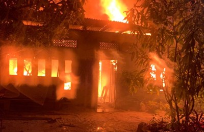 ނިދާފައި ތިއްބާ ގެ އަނދައި ހުލި؛ ސަލާމަތްވީ ކިރިޔާ!