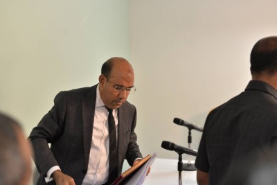 އަޑުއެހުމަށް ހާޒިރުވާން ފަނޑިޔާރު އާދަމް އުޒުރުވެރިވެވަޑައިގެންފި