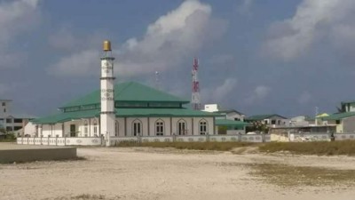 ނައިފަރު ޣުފްރާން މިސްކިތުގެ ކަރަންޓް ސޯލާ ހަކަތައަށް