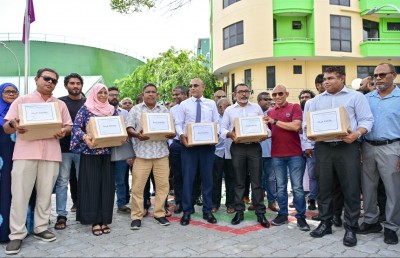 7 ދުވަހުން 3،500 މީހުން، އެކަށީގެންވާ އަދަދެއް؟