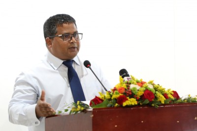 ބޭރަށް ކުރާ ގިނަ ދަތުރުތަކަށް ހަރަދުކުރަނީ ސަރުކާރަކުން ނޫން: މިނިސްޓަރު