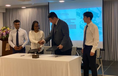 އަވީގެ ހަކަތައިން ހިންގާ އައިސް ޕްލާންޓެއް ހަތަރު ރަށެއްގައި ހަދަނީ